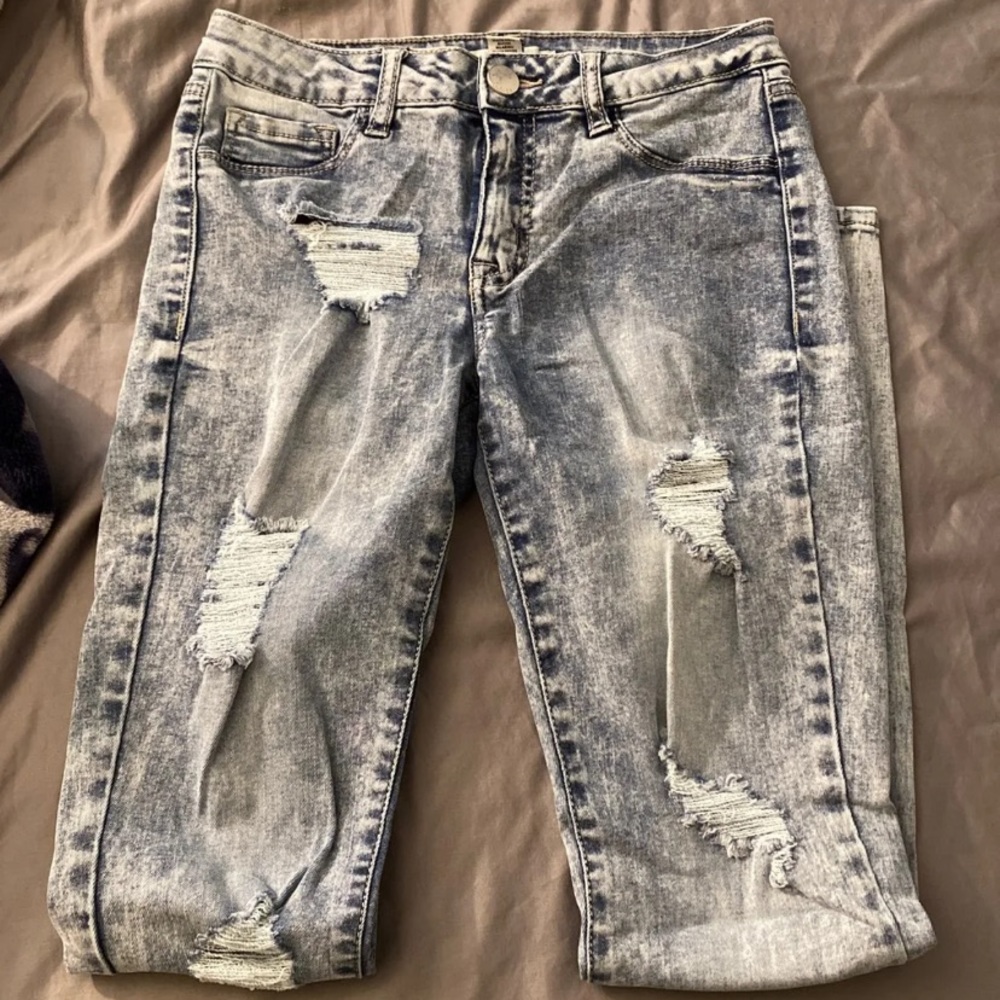 Ripped jeans